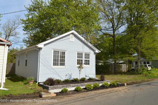 Building Photo - 186 S Park Ave