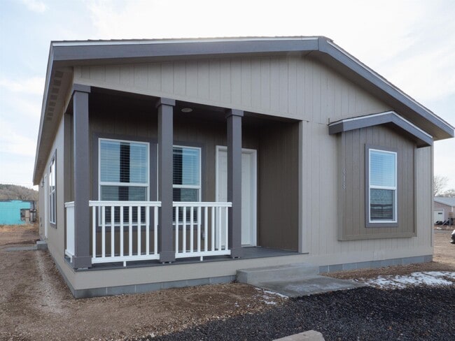 Building Photo - 624 Rodeo Rd