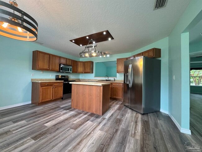 Building Photo - 8281 Segura St