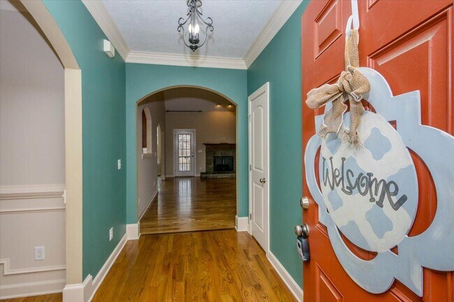 Building Photo - 1661 Jamestown Ave