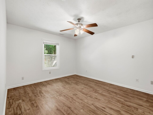 Building Photo - Welcome to Foxhorn Village!