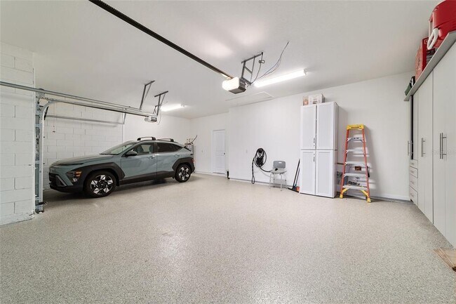Building Photo - 8521 SW 59th Ter