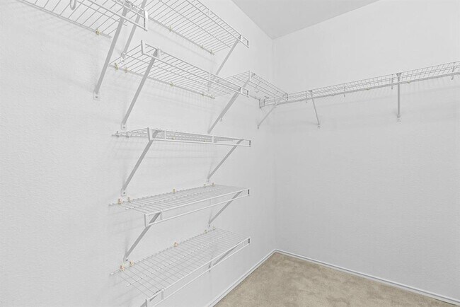 Building Photo - 1886 Wallin Loop