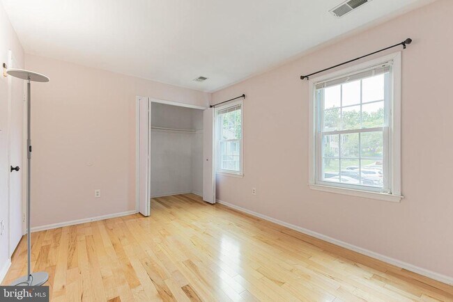 Building Photo - 7907 Pebble Brook Ct