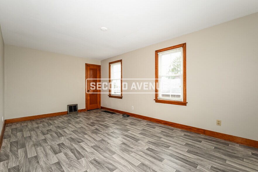 Building Photo - 1514 James St