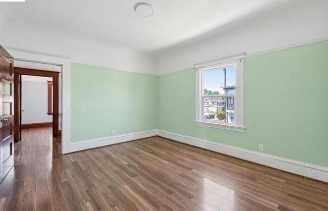 Building Photo - 1810 Adeline St