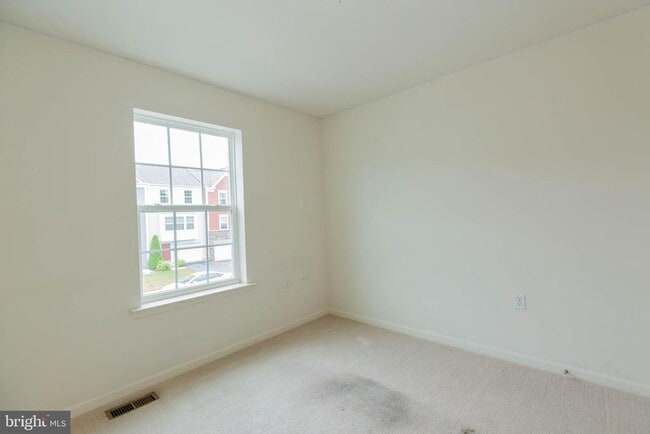 Building Photo - 608 Thumper Dr