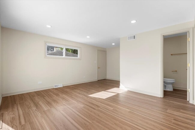 Building Photo - 3604 Owl Dr
