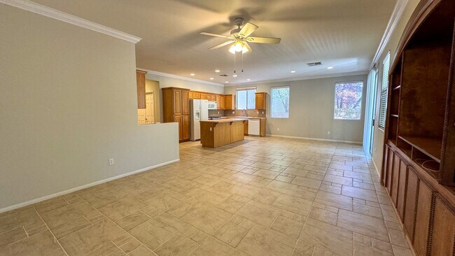 Building Photo - Discover your dream home in the heart of H...