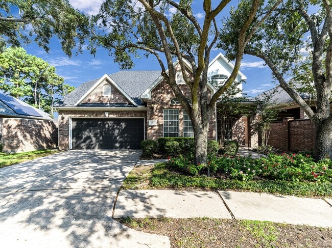 Building Photo - 5407 Lake Pl Dr