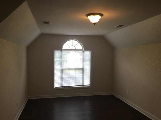 Building Photo - 3113 Twin Peaks Ct