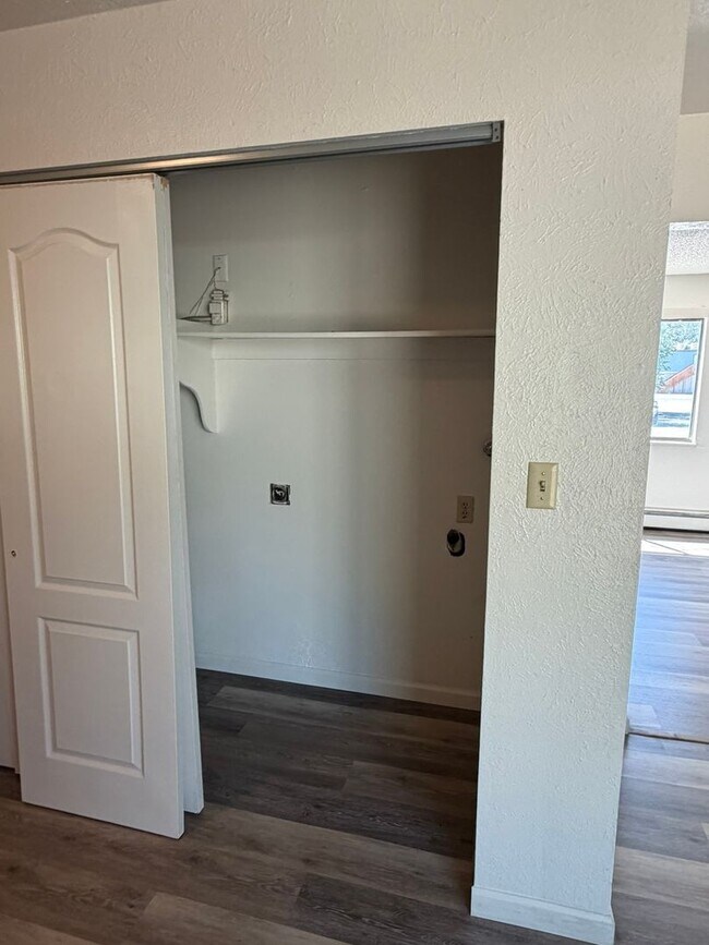 Building Photo - 3211 Opal Ct