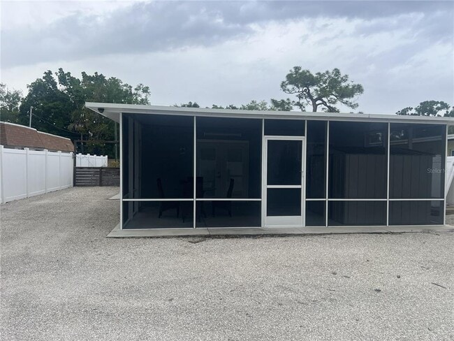 Building Photo - 1742 8th St