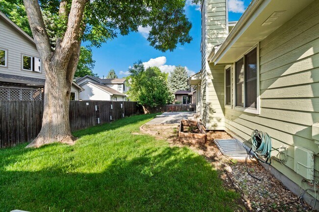 Building Photo - Spacious Home in a Great Location!