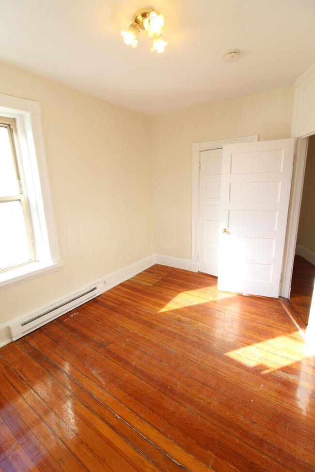 Building Photo - 143 Harvard Ave