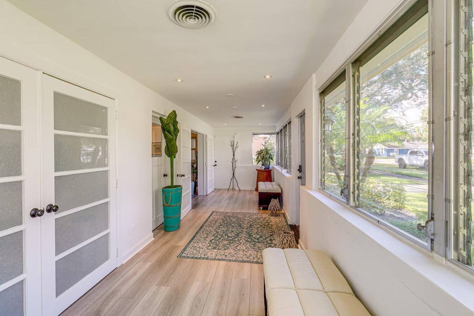 Building Photo - 2042 37th Ave