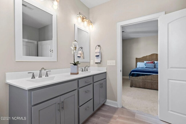 Building Photo - 332 Gannet Pl