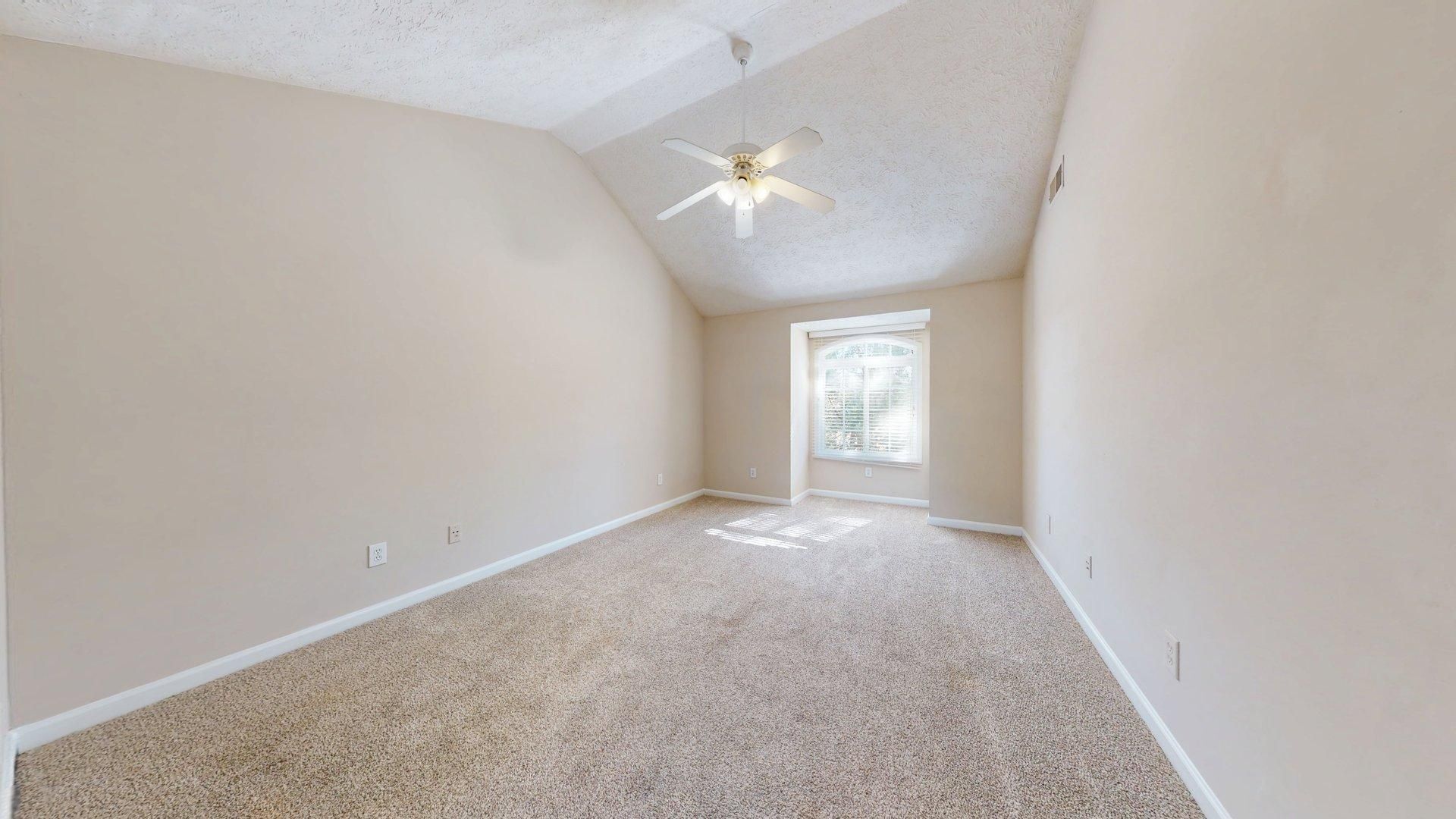 Building Photo - Spacious 3 Bedroom in Ross Park