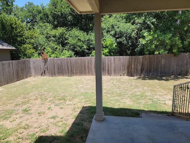 Building Photo - 14808 Sassafras Trail