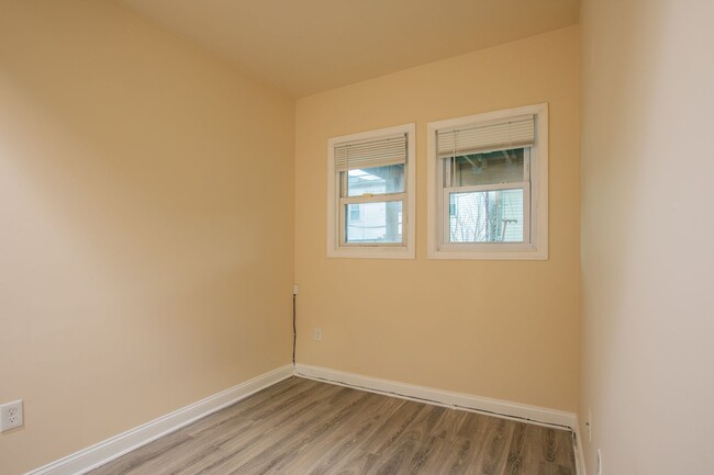 Building Photo - Amazing 2 BR/1 BA Apartment in Trinidad!