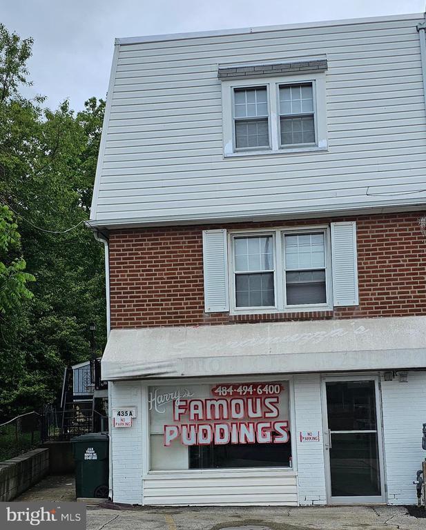 Building Photo - 435 N Springfield Rd