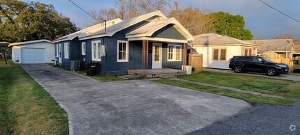 Building Photo - 3 bedroom in Breaux Bridge