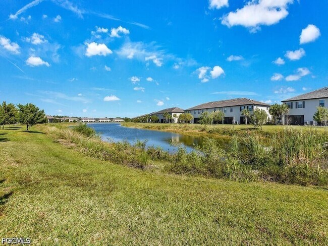 Building Photo - 14087 Winding Cedar Wy