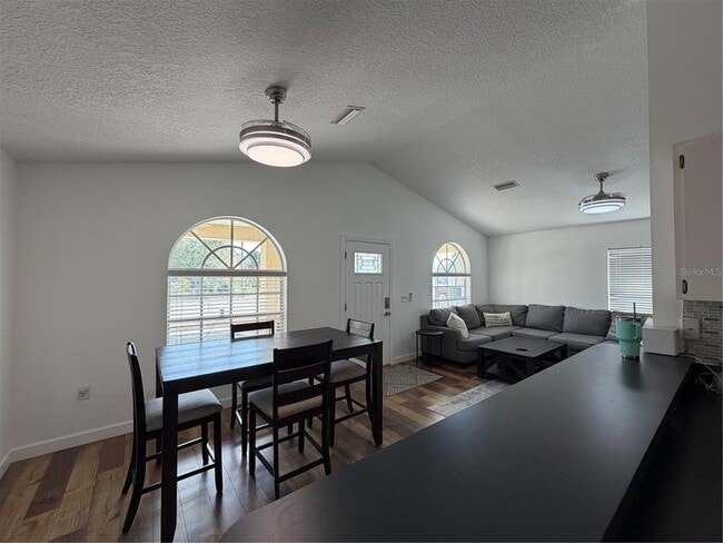 Building Photo - 2723 W Arch St