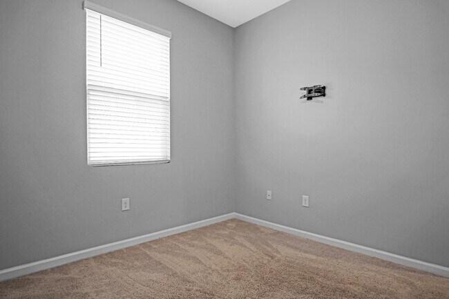Building Photo - 183 Arlington Square Ct