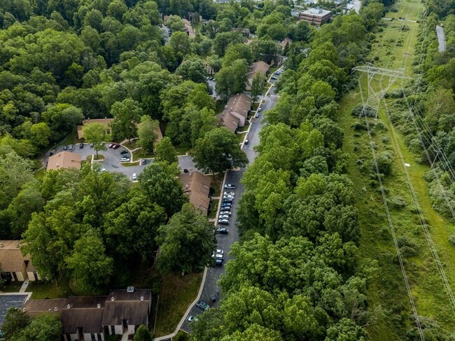 Building Photo - Spacious 3 Bedroom, 2 Bath Condo in Unionville-Chadds Ford School District