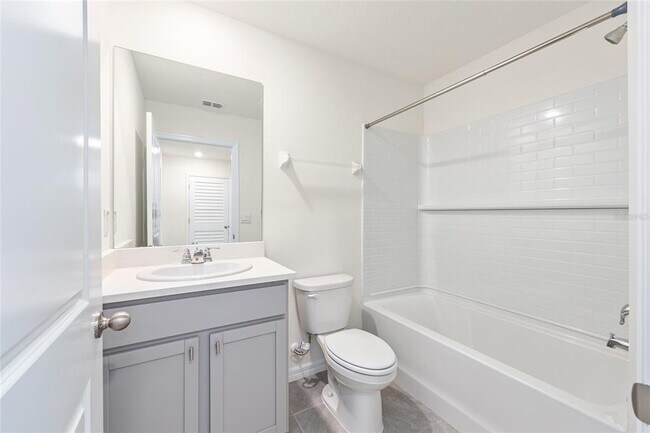 Building Photo - 8247 SW 67th Ave