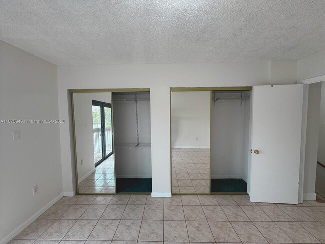 Building Photo - 2071 W 54th St