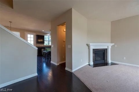 Building Photo - 6140 N Pointe Dr