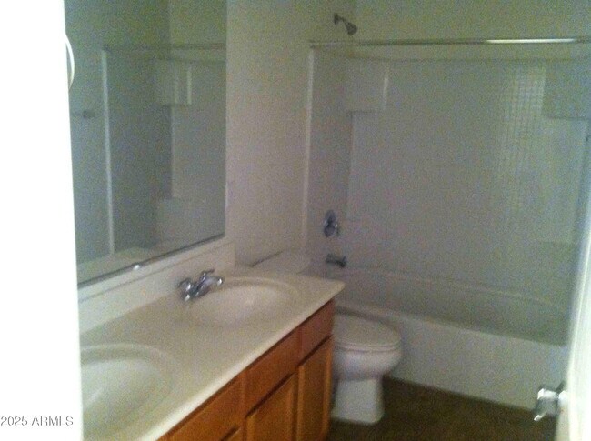 Building Photo - 3434 E Grand Canyon Dr