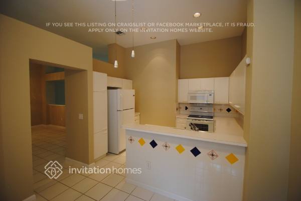 Building Photo - 5374 Monterey Cir