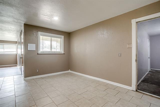 Building Photo - 204 Mildred Ln