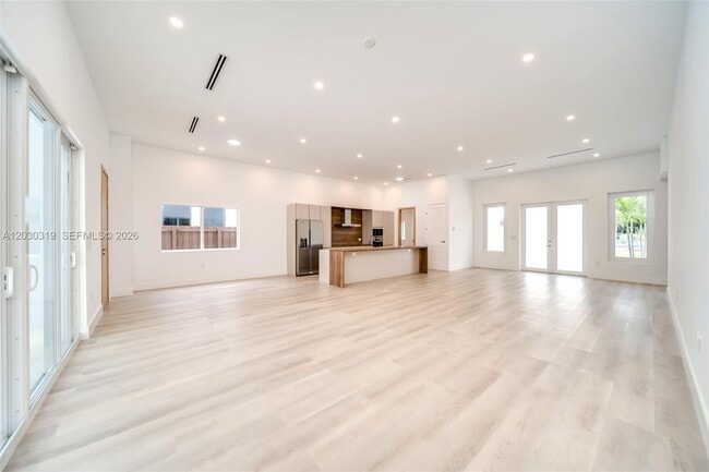 Building Photo - 8990 N Miami Ave