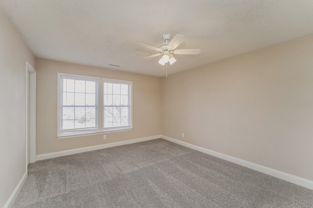 Building Photo - 712 Winborne Ave SW