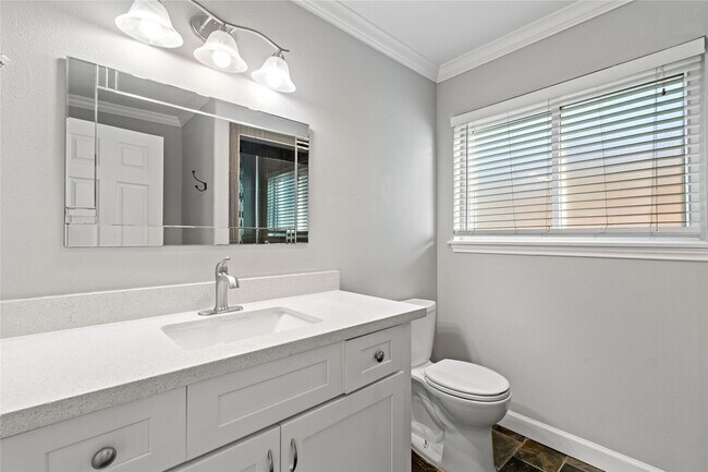 Building Photo - 11403 Braewick Dr