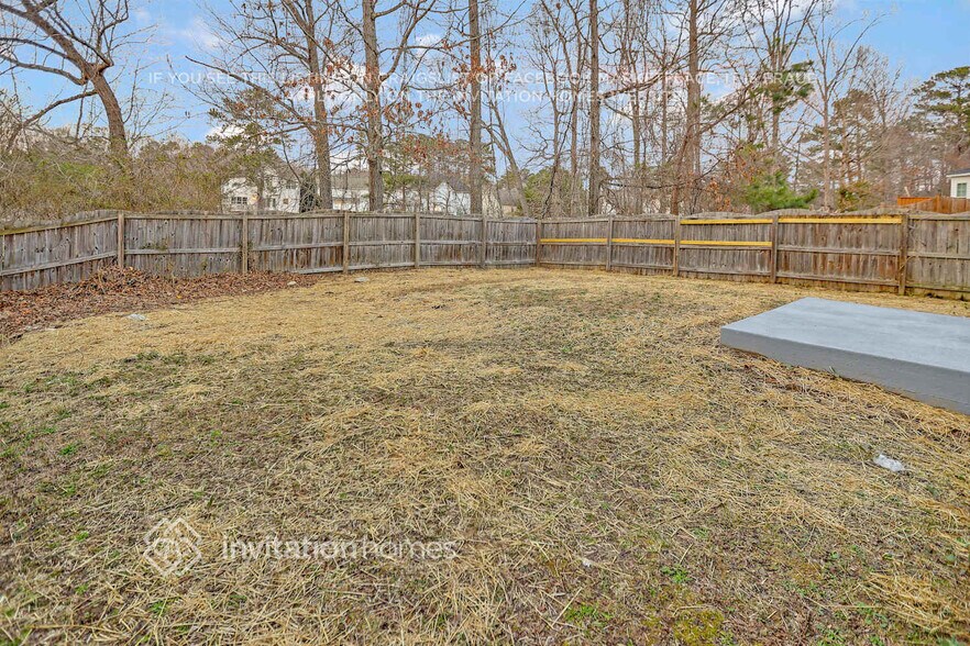 Building Photo - 2796 Two Lakes Cir