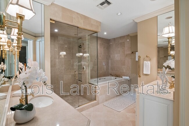 Building Photo - 1 Vendue Range