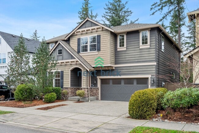 Building Photo - 5 BED & 3.5 BATH FOR RENT