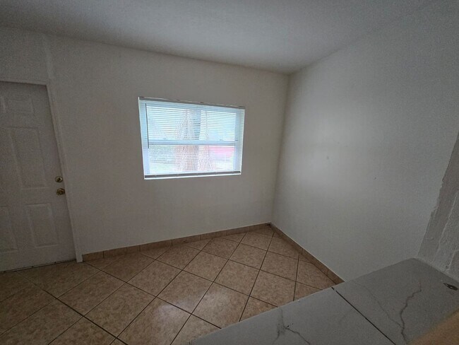 Building Photo - Charming corner lot home in Palm Beach County - 2 Bedroom 1 Bathroom