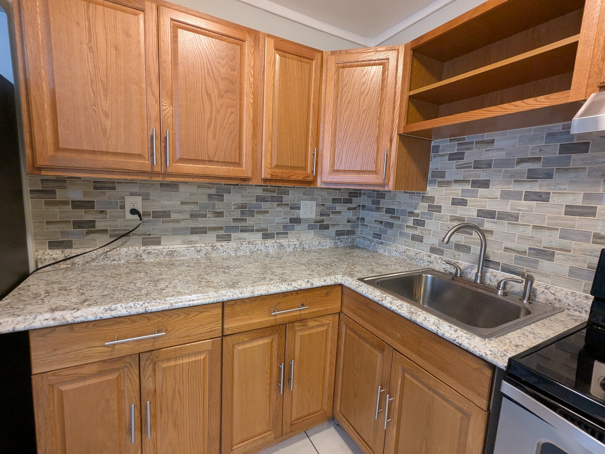 Kitchen - 2490 NE 184th St