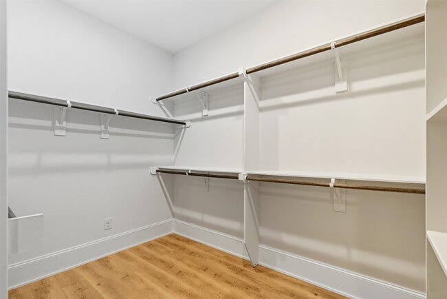 Building Photo - 15842 Formaston Forest Dr