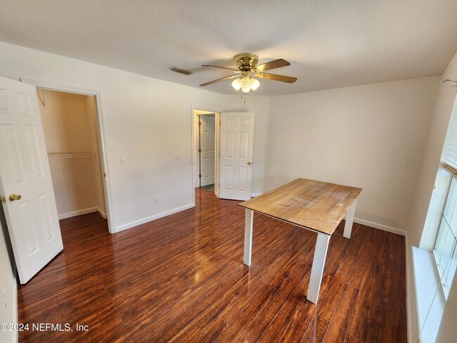 Building Photo - 4432 Summer Walk Ct