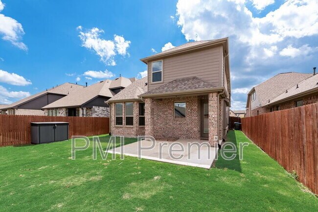 Building Photo - 3948 Mercedes Bend