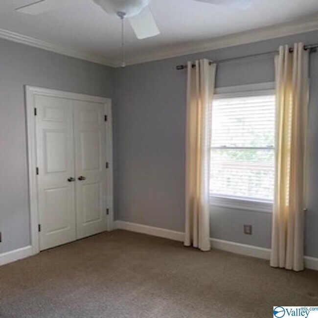 Building Photo - 4770 Whitesburg Dr