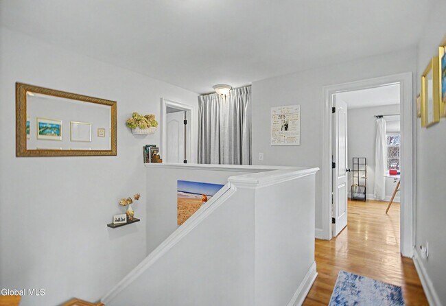 Building Photo - 8 Furlong St