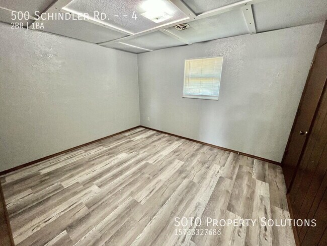 Building Photo - 500 Schindler Rd
